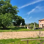 All'ombra Della Quercia Фано