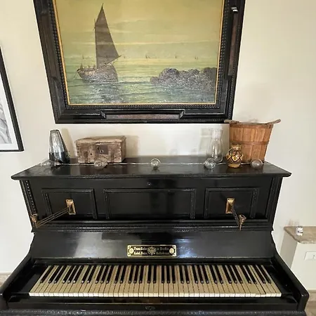 All'ombra Della Quercia *