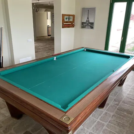 All'ombra Della Quercia * Fano