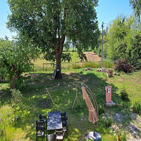 All'ombra Della Quercia * Fano