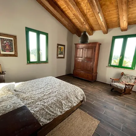All'ombra Della Quercia